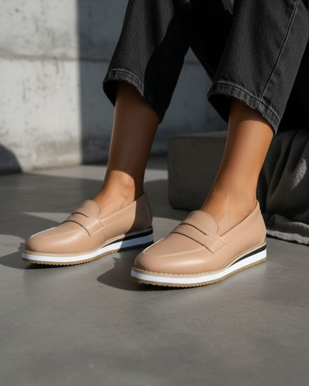 Mocasines beige comodos suela deportiva casual mexcalinas