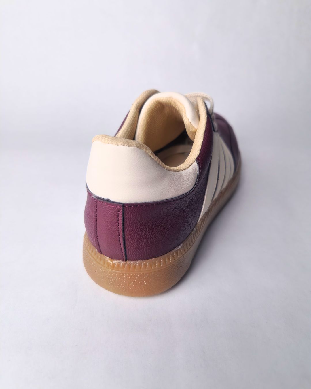 tenis malva tono vino estilo retro suela goma antideslizante plantilla acolchada mexcalinas